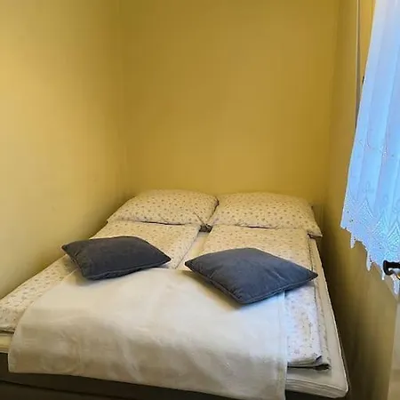 Im Kiefernwald Direkt An Der Ostsee Tatil Evi